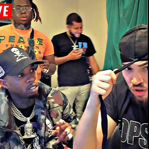 芬兰女人裸交HD
